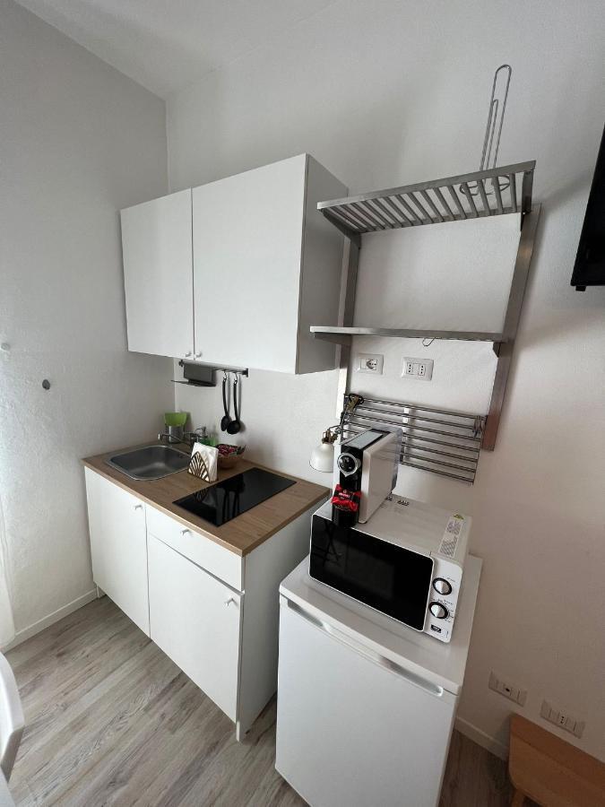 Apartment Via Treviso 6 Милано Екстериор снимка