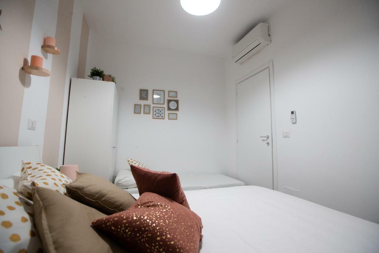 Apartment Via Treviso 6 Милано Екстериор снимка